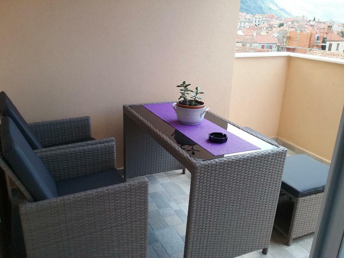 Apartment Willy Komiza Exterior photo